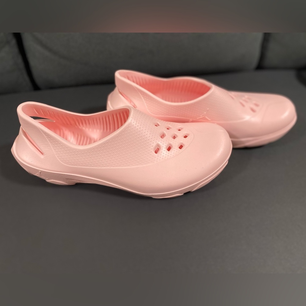 New Air Jordan System 23 'Arctic Pink' - Picture 2 of 16